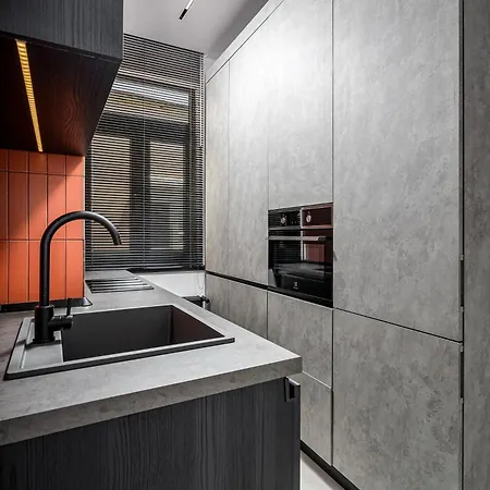 Qult - Amouage Apartment Bucharest