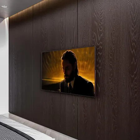 Qult - Amouage Boekarest