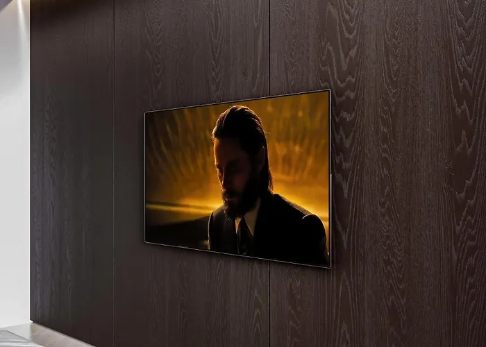 Qult - Amouage Bükreş